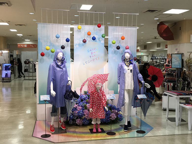 ディスプレイ　展示　厚木　厚木市　愛甲石田　横須賀市　横須賀　記念艦　戦艦　三笠　三笠ビル商店街　入口装飾　ファクトリーマオ   ファクトリーマオ株式会社