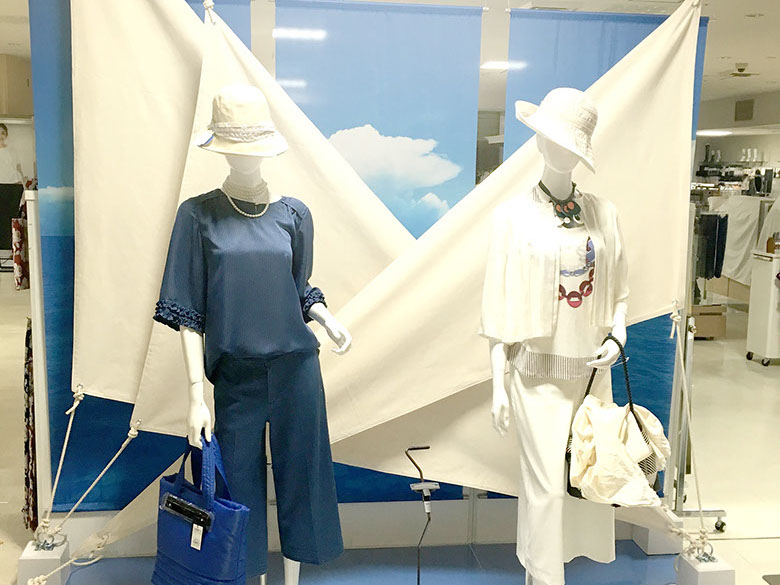 ディスプレイ　展示　厚木　厚木市　愛甲石田　横須賀市　横須賀　記念艦　戦艦　三笠　三笠ビル商店街　入口装飾　ファクトリーマオ   ファクトリーマオ株式会社