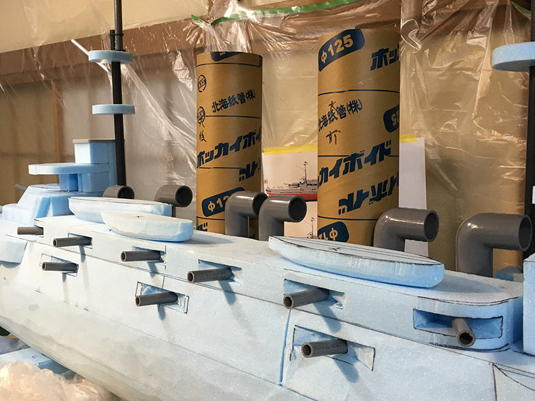記念艦 三笠 半立体製作3 ディスプレイ 展示 厚木 厚木市 愛甲石田 横須賀市 横須賀 記念艦 戦艦 三笠 三笠ビル商店街 入口装飾 ファクトリーマオ   ファクトリーマオ株式会社