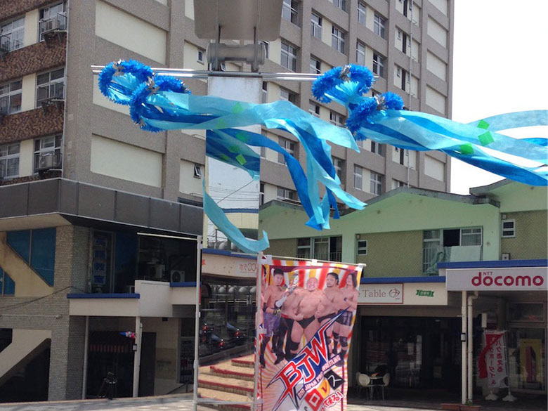 ディスプレイ　展示　厚木　厚木市　愛甲石田　横須賀市　横須賀　記念艦　戦艦　三笠　三笠ビル商店街　入口装飾　ファクトリーマオ   ファクトリーマオ株式会社
