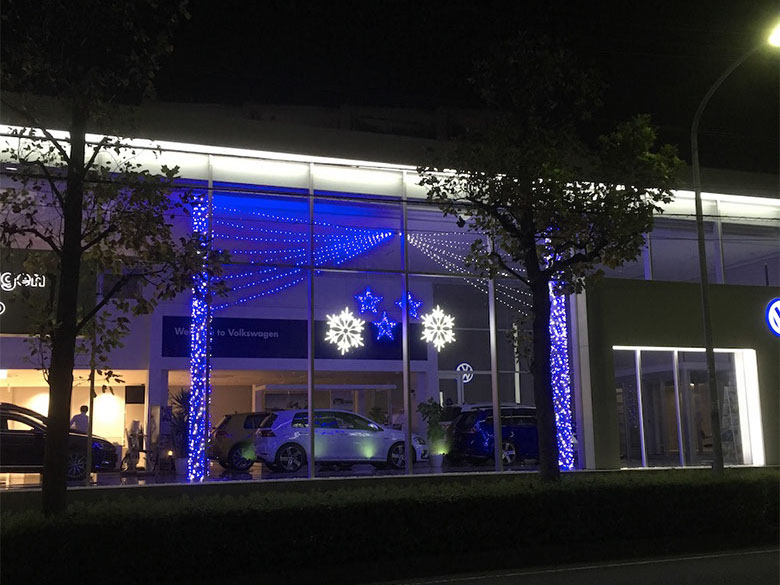 ディスプレイ　展示　厚木　厚木市　愛甲石田　横須賀市　横須賀　記念艦　戦艦　三笠　三笠ビル商店街　入口装飾　ファクトリーマオ   ファクトリーマオ株式会社