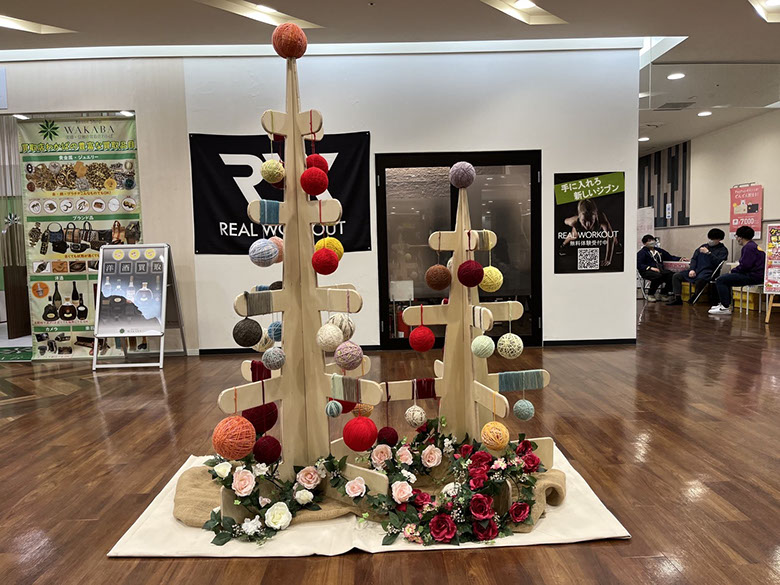 ディスプレイ　展示　厚木　厚木市　愛甲石田　横須賀市　横須賀　記念艦　戦艦　三笠　三笠ビル商店街　入口装飾　ファクトリーマオ   ファクトリーマオ株式会社