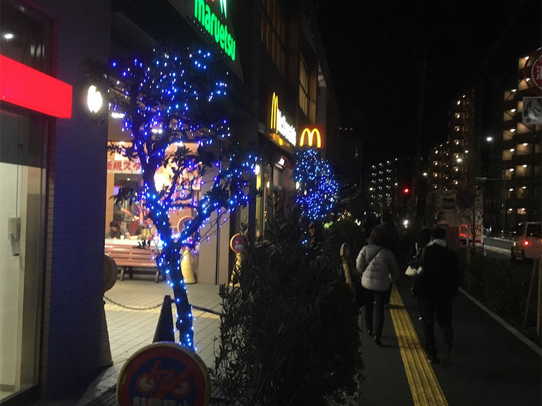 ディスプレイ　展示　厚木　厚木市　愛甲石田　横須賀市　横須賀　記念艦　戦艦　三笠　三笠ビル商店街　入口装飾　ファクトリーマオ   ファクトリーマオ株式会社