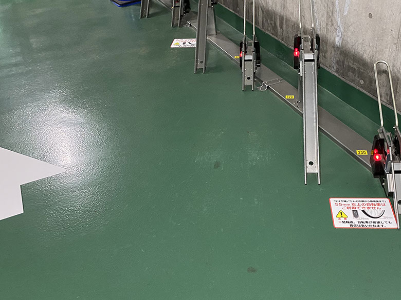 ディスプレイ　展示　厚木　厚木市　愛甲石田　横須賀市　横須賀　記念艦　戦艦　三笠　三笠ビル商店街　入口装飾　ファクトリーマオ   ファクトリーマオ株式会社